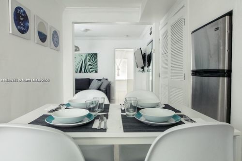 unit-6-928 Jefferson Ave, Miami Beach, FL, 33139-8493 | Card Image