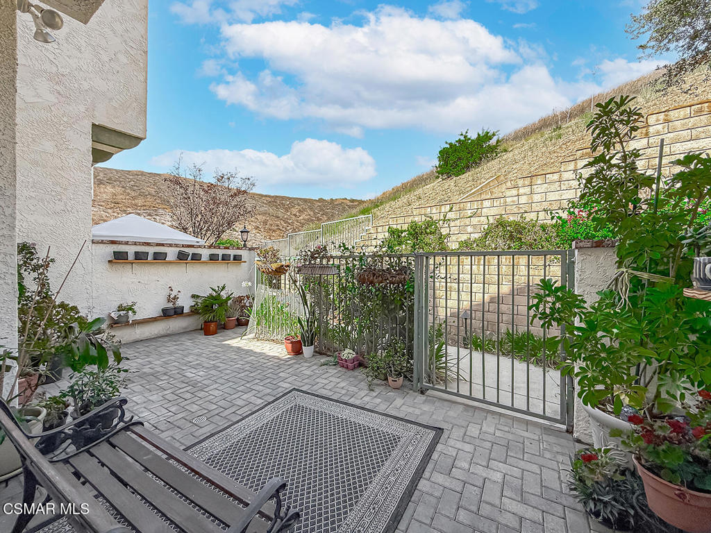 Residential Lease in Thousand Oaks 3