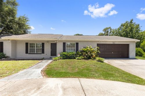 8904 W Flora St, TAMPA, FL, 33615-2714 | Card Image