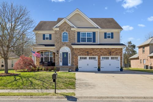 954 Willow Cir, Clarksville, TN, 37043-6852 | Card Image