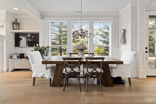 3193 S Sedgebrook Ln, Eagle, ID, 83616-6056 | Card Image