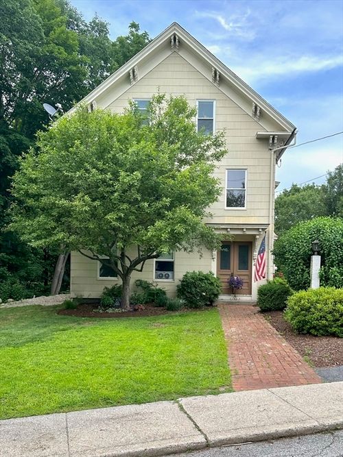 4 Martin Rd, Douglas, MA, 01516-2317 | Card Image