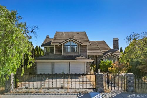 13407 Campus Dr, Oakland, CA, 94619-3711 | Card Image