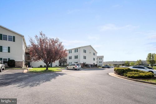 85 Hailey Ln, Strasburg, VA, 22657-3748 | Card Image