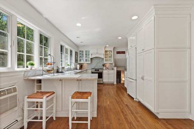 48 Blueberry Hill Rd, House other with 4 bedrooms, 2 bathrooms and null parking in Weston CT | Image 9