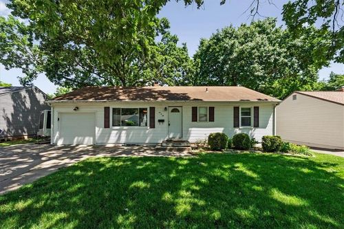 606 Ne 67th Pl, Kansas City, MO, 64118-3404 | Card Image