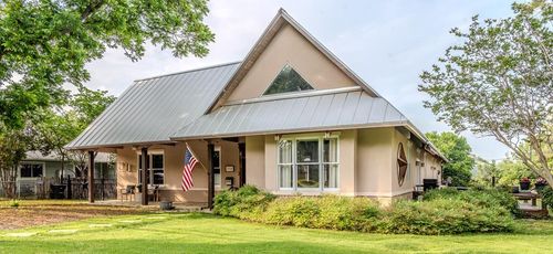 712 W Travis St W Travis St, Fredericksburg, TX, 78624 | Card Image