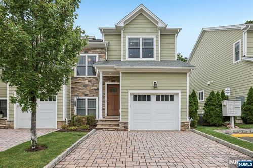 99 Spring Valley Rd, Montvale, NJ, 07645-1754 | Card Image