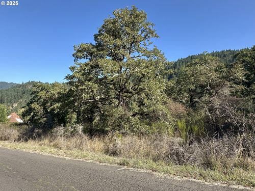 728 Cemetery Rd, Drain, OR, 97435-0069 | Card Image