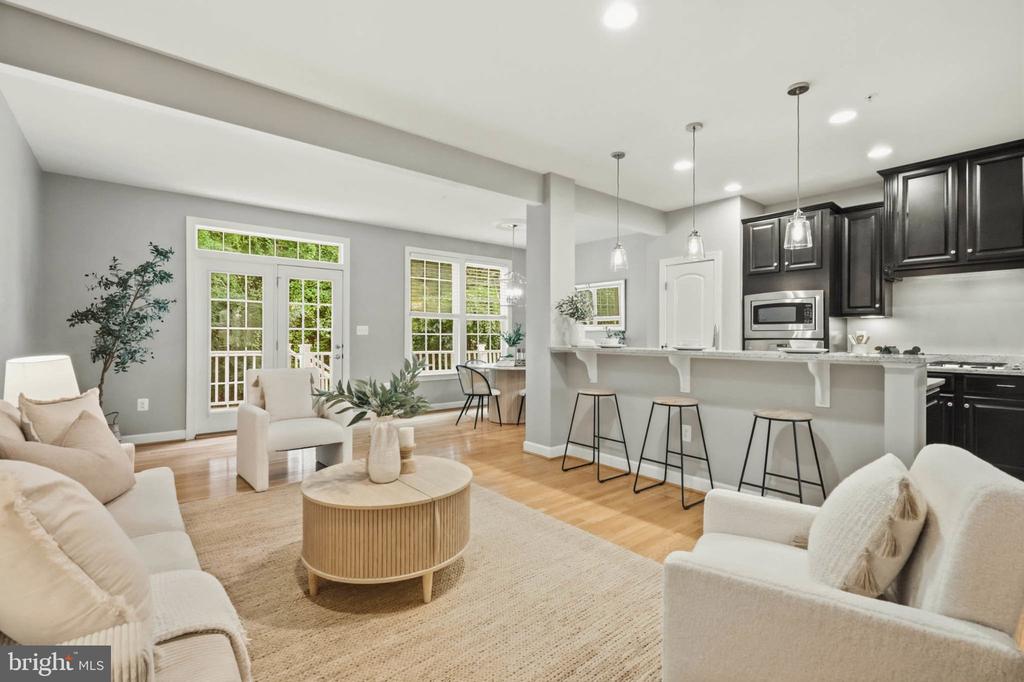 Residential in ANNAPOLIS 4
