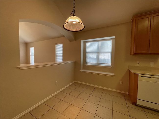 1105 Alexandria Way, House other with 4 bedrooms, 2 bathrooms and 4 parking in Round Rock TX | Image 4