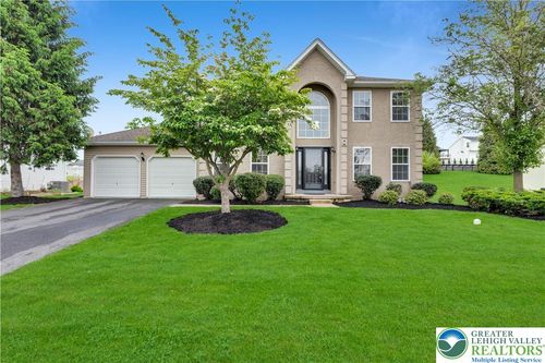 113 Walker Dr, Northampton, PA, 18067-8815 | Card Image