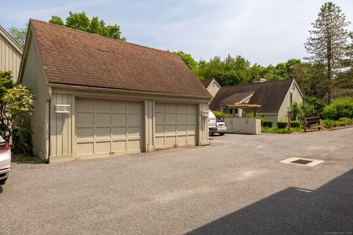 1C Heritage Village Drive, Southbury, CT, 06488 | Card Image