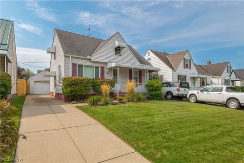 7413 Traymore Ave, Brooklyn, OH, 44144-3239 | Card Image