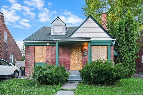 11042 Peerless St, Detroit, MI, 48224-4122 | Card Image