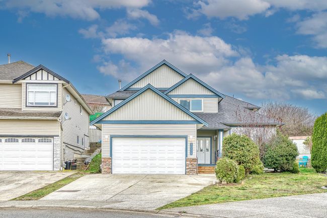 8054 Little Terrace Road, House other with 4 bedrooms, 3 bathrooms and 6 parking in Mission BC | Image 1