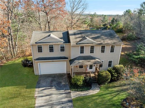 13 Foster Farm Dr, Richmond, RI, 02898-1225 | Card Image