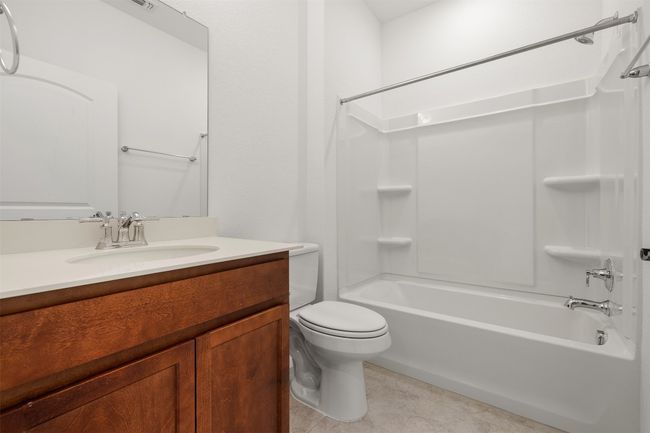 Full bathroom # 2 with tub / shower combination. | Image 13