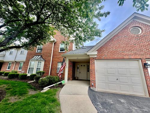 av1-21 Ashburn Ct, Schaumburg, IL, 60193-6160 | Card Image