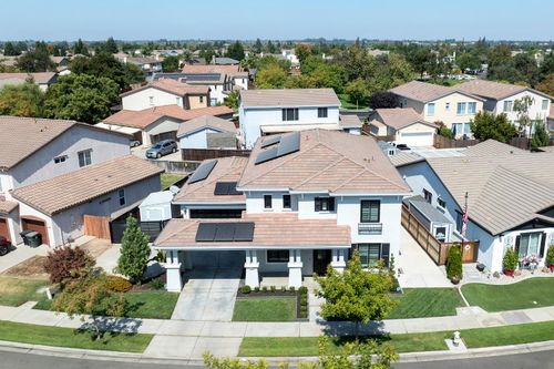 1766 Churchill Downs Circle, Oakdale, CA, 95361 | Card Image