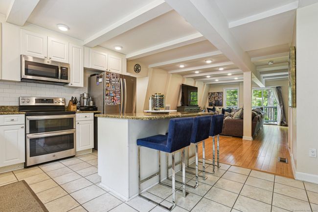 958 Essex Rd, House other with 3 bedrooms, 3 bathrooms and null parking in Westbrook CT | Image 10