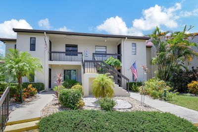 B - 21214 Lago Circle, Condo with 3 bedrooms, 2 bathrooms and null parking in Boca Raton FL | Image 2