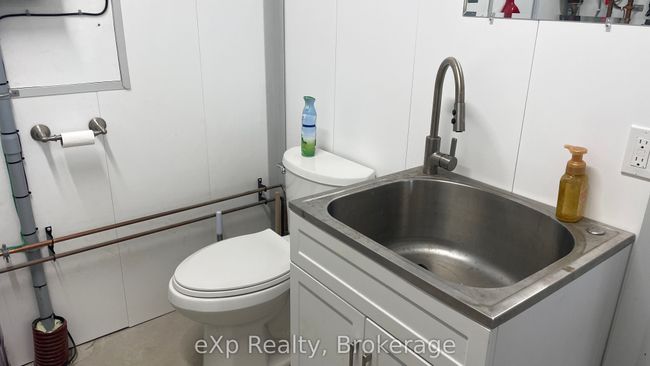 953 Greenock Brant Line, House other with 3 bedrooms, 3 bathrooms and 6 parking in Cargill ON | Image 40