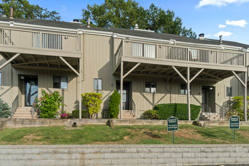 169-169 Watch Hill Rd, Branford, CT, 06405-2222 | Card Image