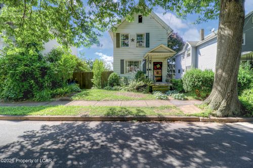 318 Ridge Ave, Kingston, PA, 18704-4608 | Card Image