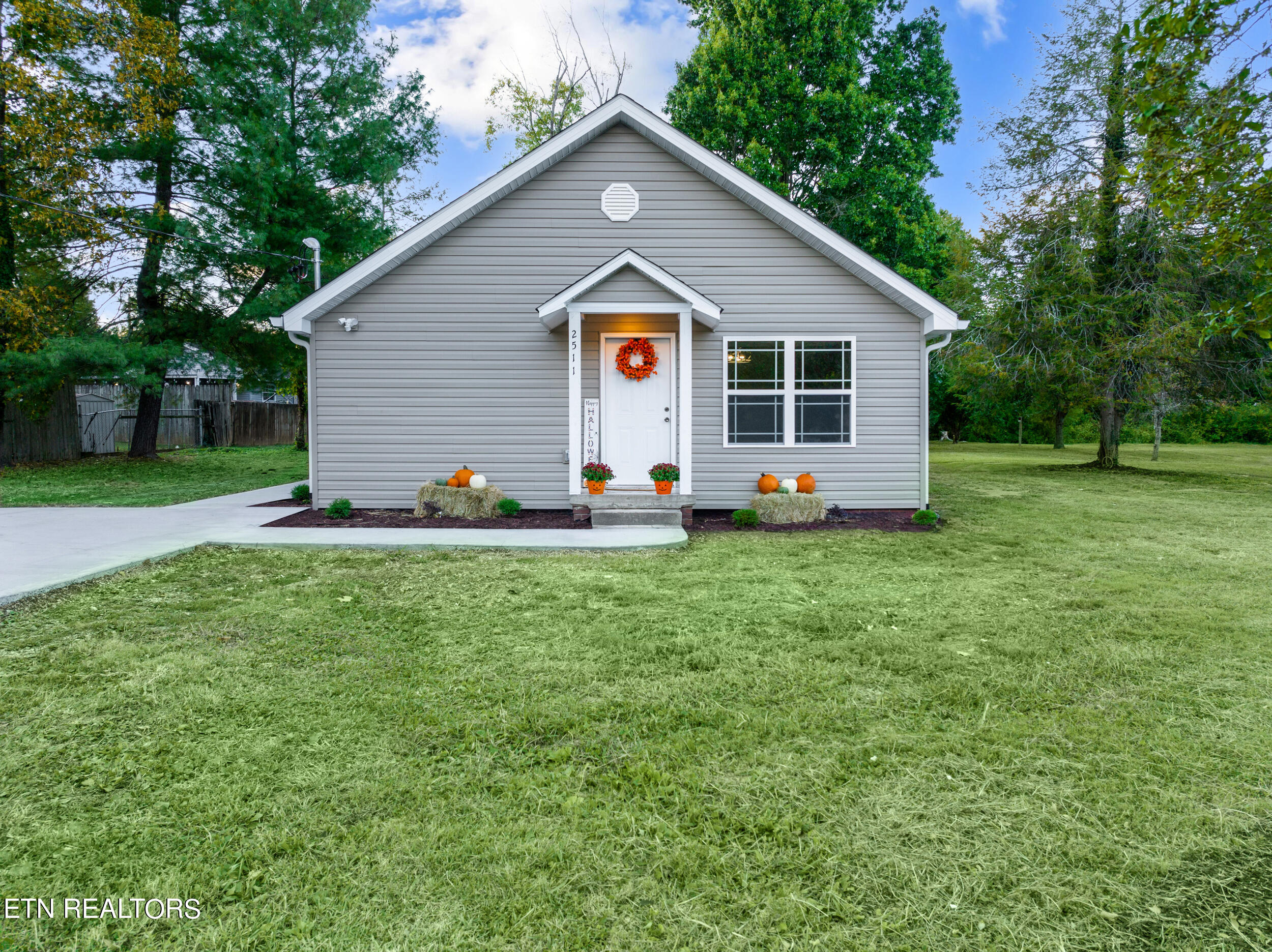 Fair Dr, Knoxville, TN 37918