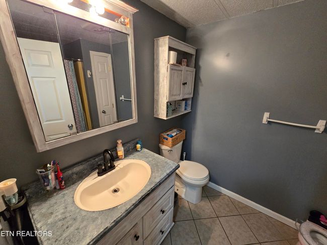 406 Holmes St, House other with 4 bedrooms, 2 bathrooms and null parking in Jonesville VA | Image 15
