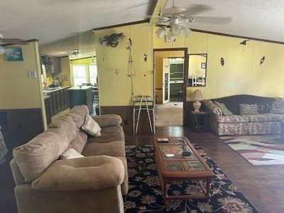 7350 Se 78 Th Place, House other with 3 bedrooms, 2 bathrooms and null parking in Trenton FL | Image 2