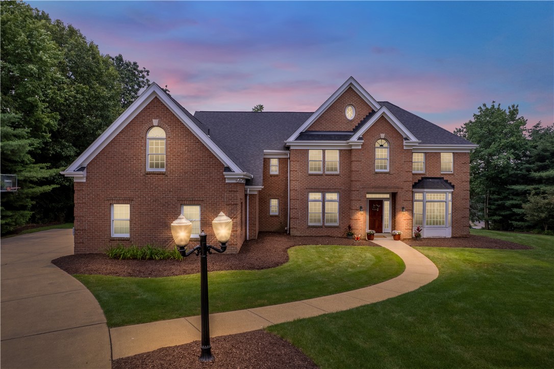 609 Victoria Lane, For Sale in Marshall Zoocasa