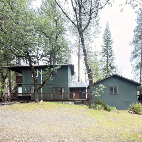 6696 Browns Mountain Rd, Lewiston, CA, 96052-9611 | Card Image