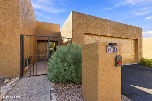 700 E Placita Leslie, Tucson, AZ, 85718-1959 | Card Image