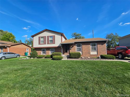 18253 Winwood Avenue, Brownstown Charter Township, MI, 48193 | Card Image