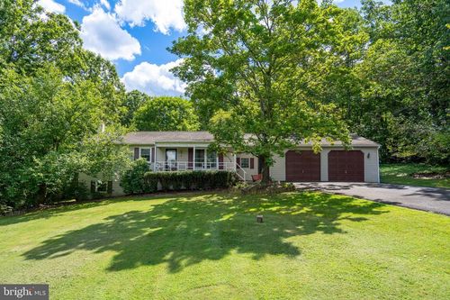 1646 Haywood Rd, Perkiomenville, PA, 18074-9713 | Card Image