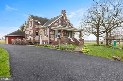 2085 Harney Road, LITTLESTOWN, PA, 17340 | Card Image