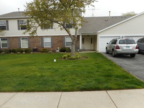 d1-355 Wilmington Dr, Bartlett, IL, 60103-4325 | Card Image