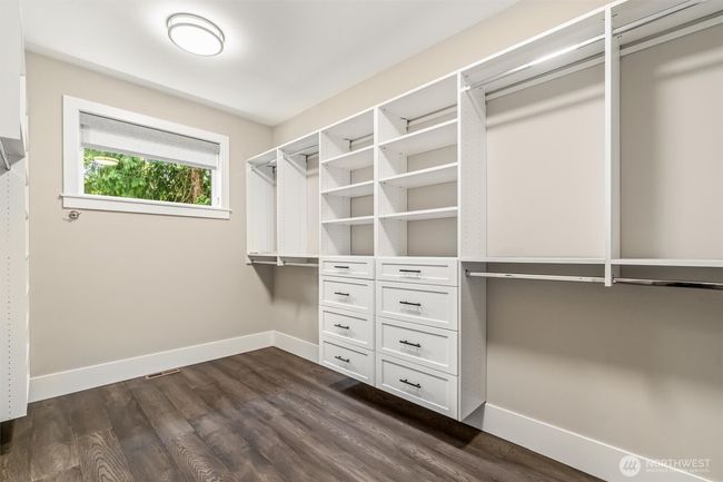 23036 35 Th Ave Se, House other with 5 bedrooms, 7 bathrooms and 3 parking in Bothell WA | Image 25