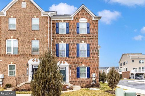 19740 Vaughn Landing Dr, GERMANTOWN, MD, 20874-4672 | Card Image