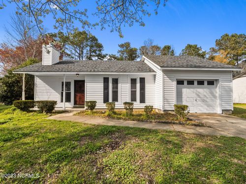 1003 Springdale Dr, Jacksonville, NC, 28540-3324 | Card Image
