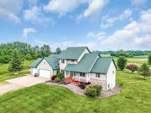 35887 Oasis Rd, Lindstrom, MN, 55045-7343 | Card Image