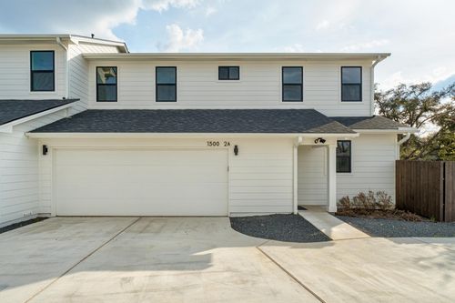 2a-1500 Sylvan Glade, Austin, TX, 78745-1845 | Card Image