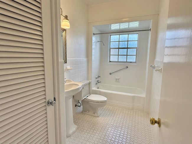 206 Russlyn Dr, House other with 3 bedrooms, 3 bathrooms and null parking in West Palm Beach FL | Image 27