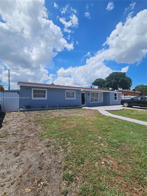 0-4970 Nw 182nd St, Miami Gardens, FL, 33055-2921 | Card Image
