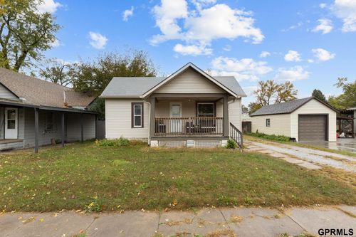 204 W Alexander St, Valley, NE, 68064-9730 | Card Image