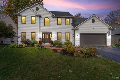 8512 Van Wie Dr W, Lysander, NY, 13027-8935 | Card Image