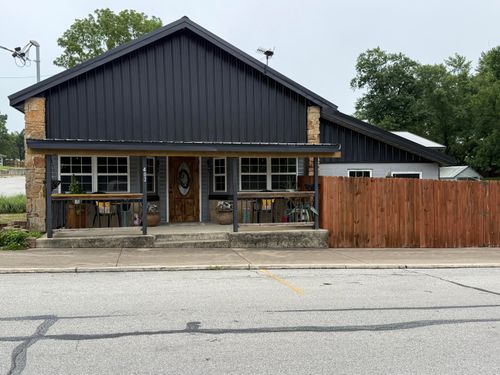 403 S Main St, Granby, MO, 64844-8397 | Card Image