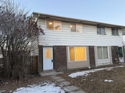 3215 Doverville Cres Se, Calgary, AB, T2B1V1 | Card Image